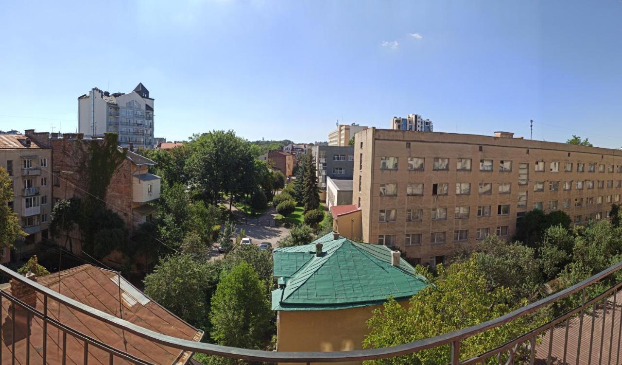 Сentral Ap4You.If Ivano-Frankivsk Buitenkant foto